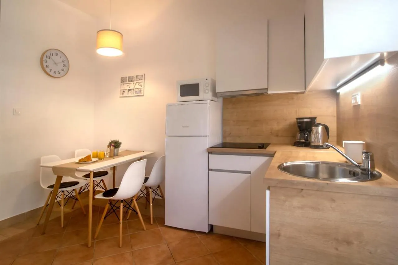 נובי ווינודולסקי Apartments Buneta נובי ווינודולסקי