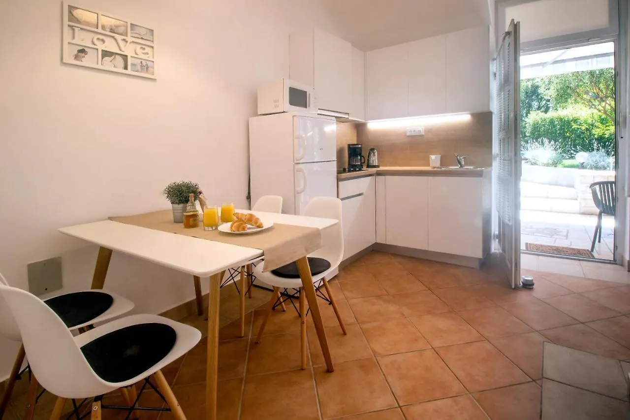נובי ווינודולסקי Apartments Buneta קרואטיה
