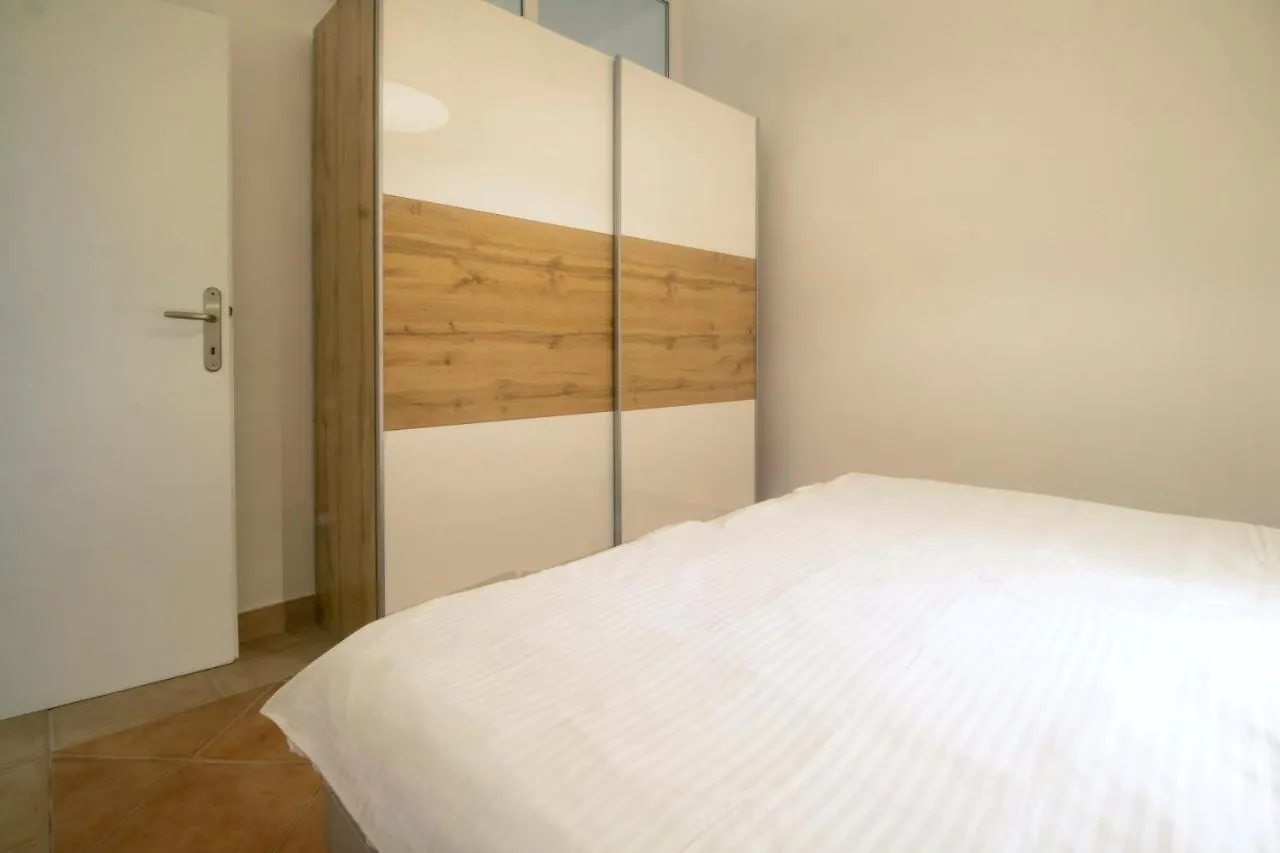 נובי ווינודולסקי Apartments Buneta 0*, נובי ווינודולסקי קרואטיה