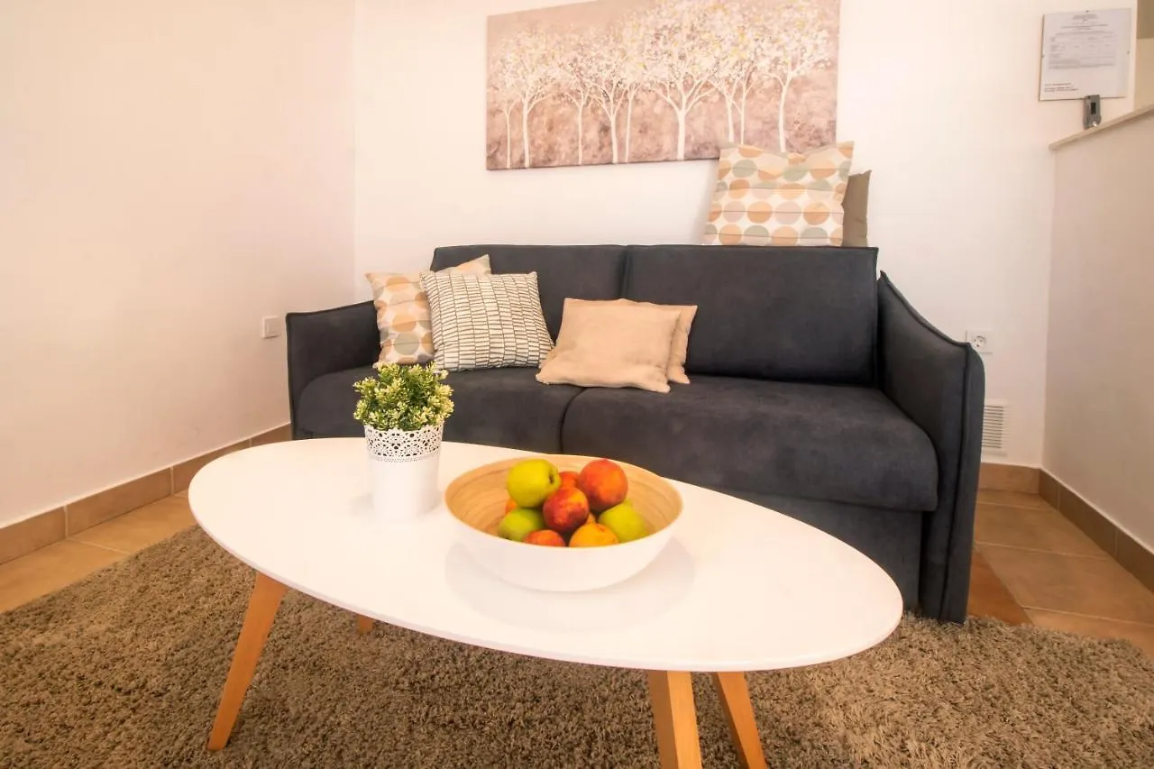 נובי ווינודולסקי Apartments Buneta 0*, נובי ווינודולסקי קרואטיה