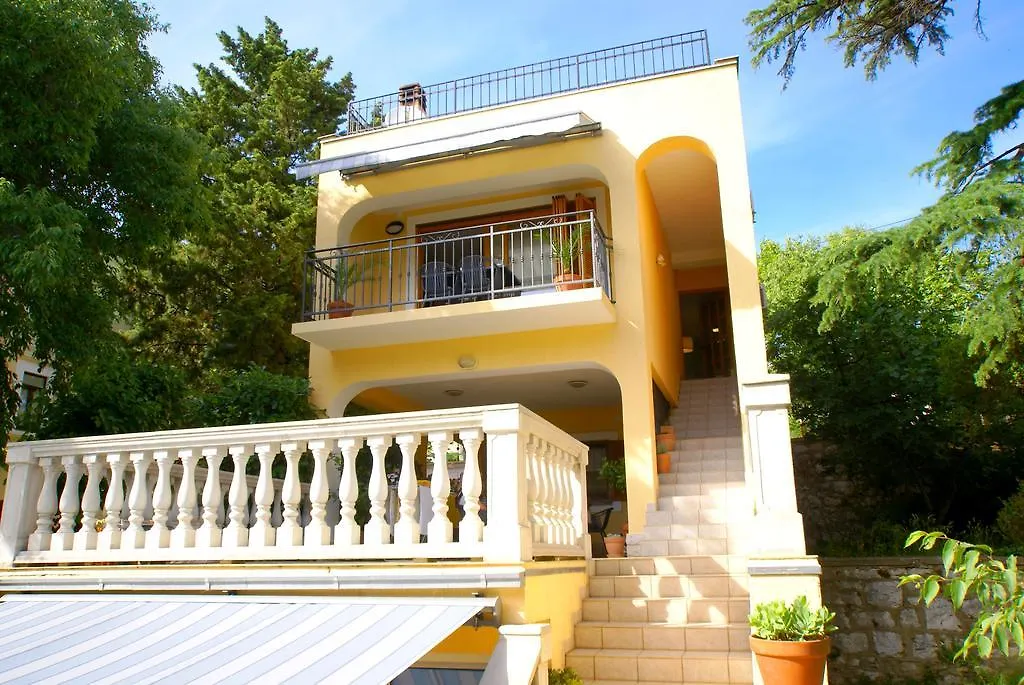 נובי ווינודולסקי Apartments Buneta  נובי ווינודולסקי